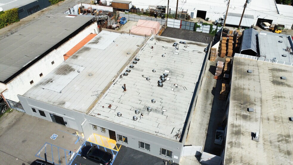 More Photos Of 1525 W El Segundo Blvd, Compton Warehouse For Sale
