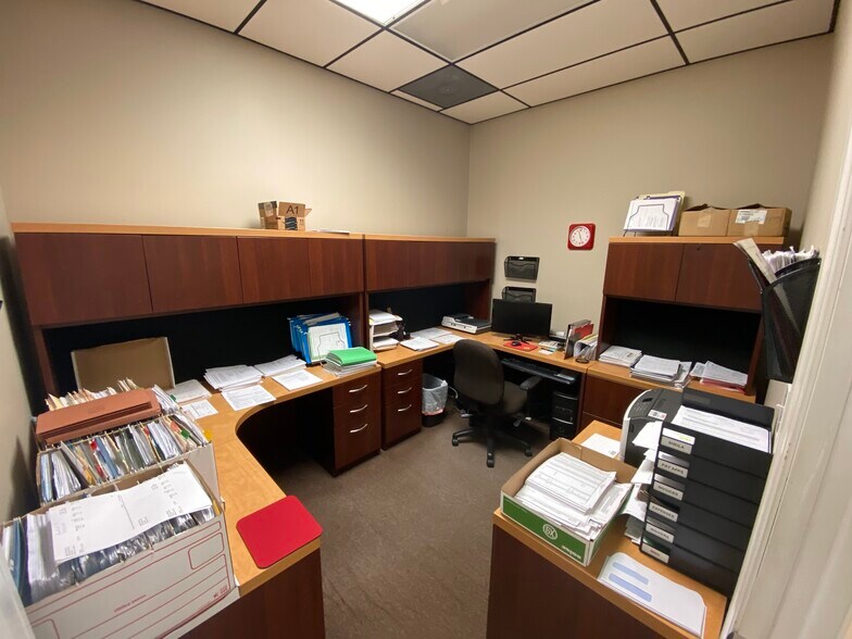 More Photos Of 200 Unionville Indian Trail Rd, Indian Trail Office For Sale