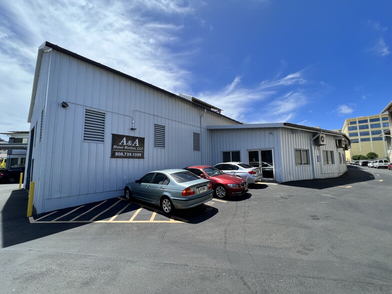 Primary Photo Of 501 Sumner St, Honolulu Warehouse For Sale