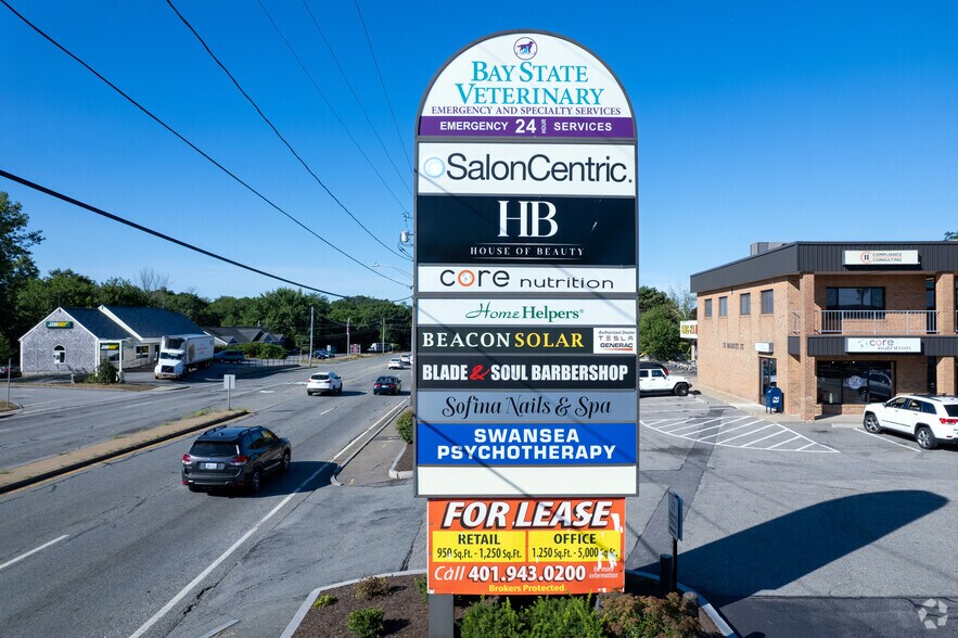 More Photos Of 25 Market St, Swansea Unknown For Lease