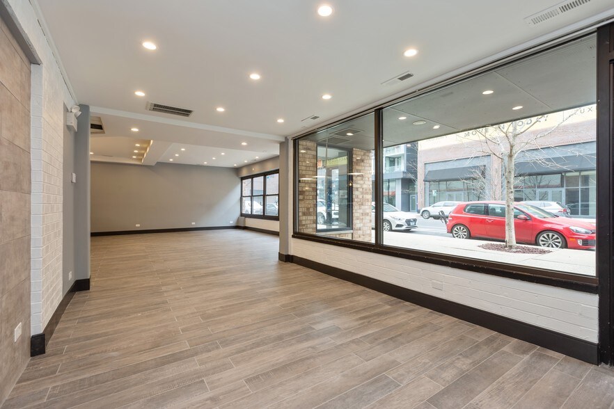More Photos Of 1143-1155 N Wells St, Chicago Apartments For Lease