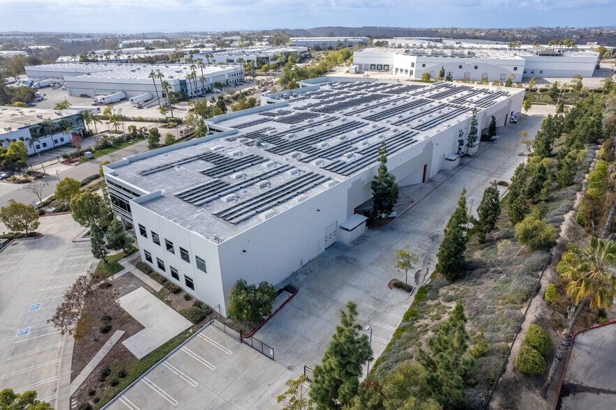 More Photos Of 2633 Progress St, Vista Warehouse For Lease