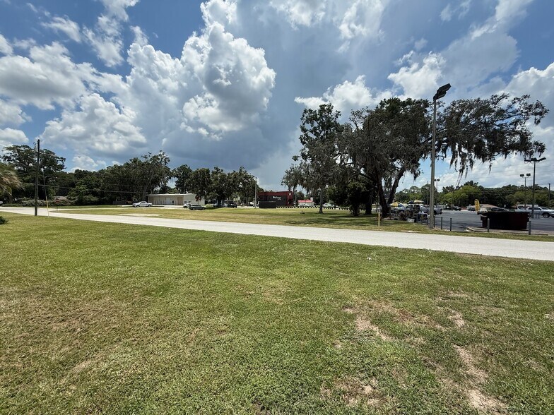 More Photos Of 6041 SE Abshier Blvd, Belleview Medical For Lease