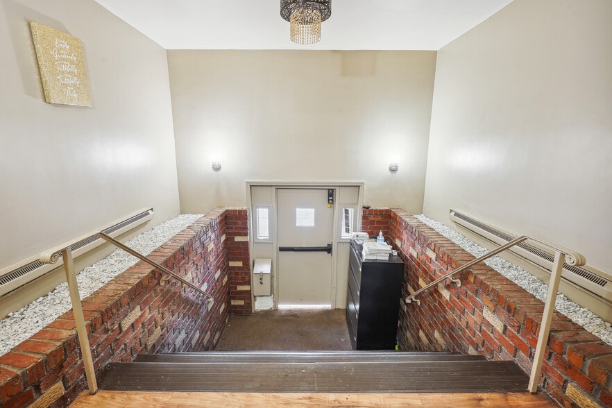 More Photos Of 2225 Lodovick Ave, Bronx Assisted Living For Lease