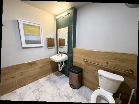 More Photos Of 11960 Barker Cypress Rd, Cypress Showroom For Sale