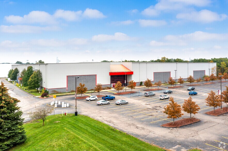 Primary Photo Of 30990 S Wixom Rd, Wixom Baseball Field For Sale