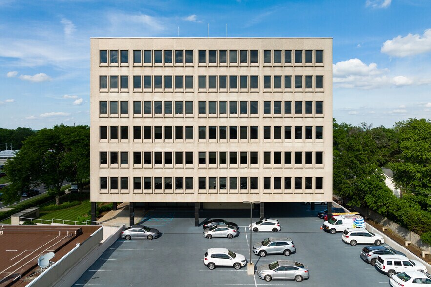 More Photos Of 9666 Olive Blvd, Olivette Office For Lease