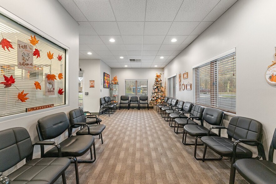 More Photos Of 1550 S Woodland Ave, Michigan City Medical For Sale