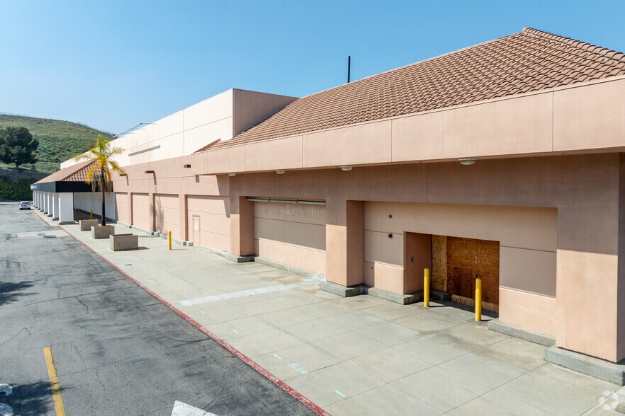 More Photos Of 1345 N Montebello Blvd, Montebello Freestanding For Lease