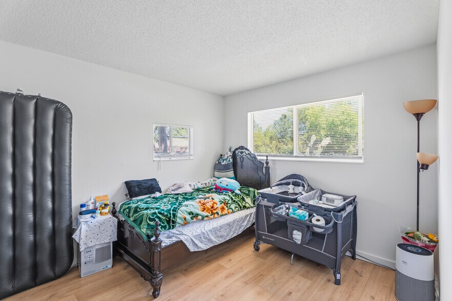 More Photos Of 1155 S Dora St, Ukiah Apartments For Sale
