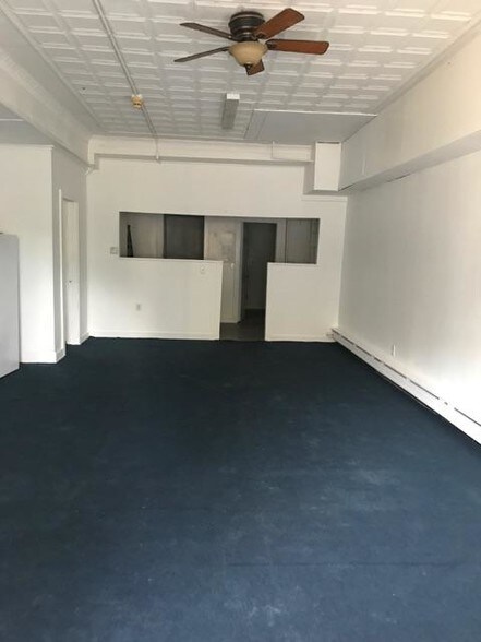 More Photos Of 82 Water St, Torrington Apartments For Lease