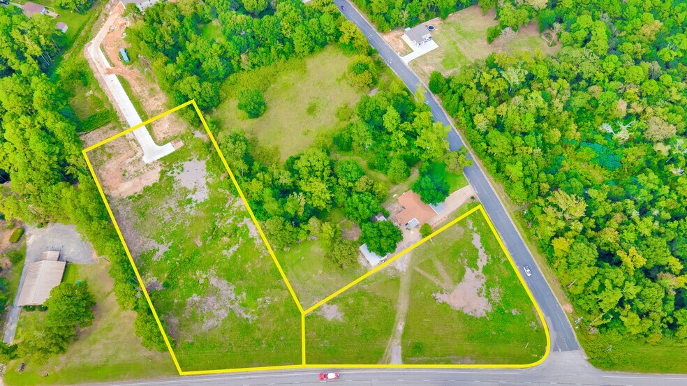 More Photos Of 844 Interstate 45, Huntsville Land For Lease