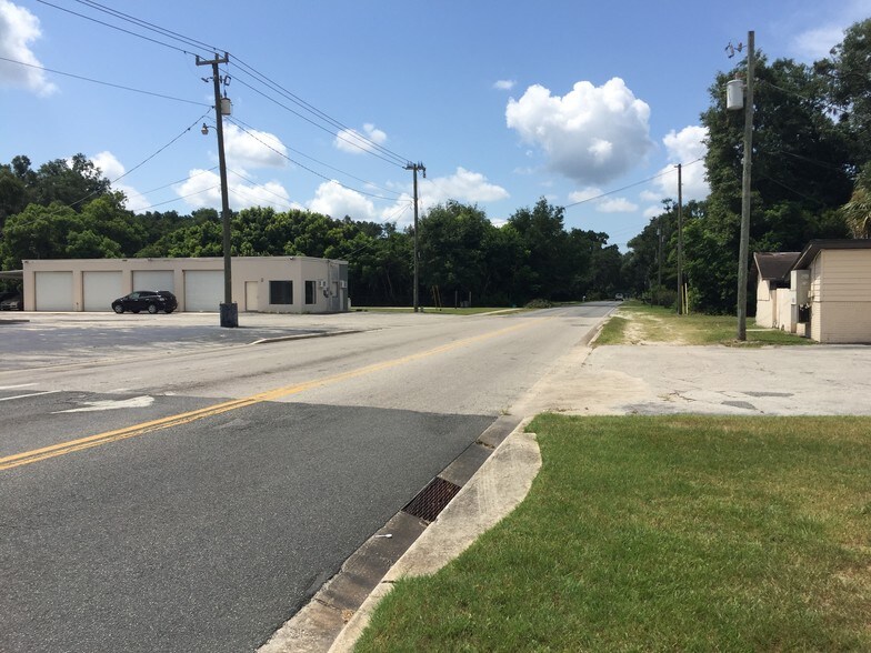 More Photos Of 3201 Crill Ave, Palatka Convenience Store For Sale