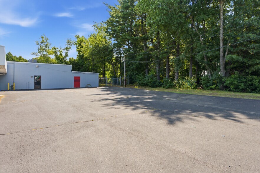 More Photos Of 901 Southampton Rd, Westfield Industrial For Sale