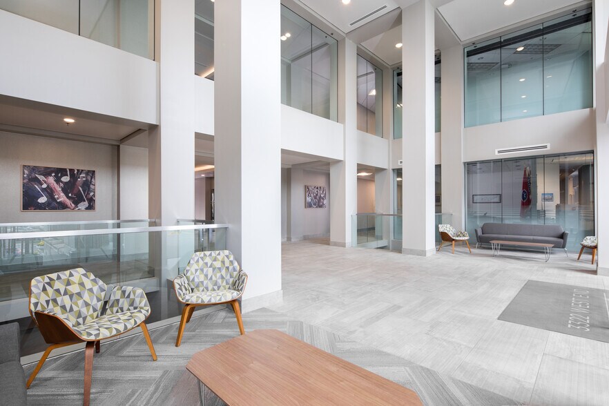 More Photos Of 3322 West End Ave, Nashville Office For Lease