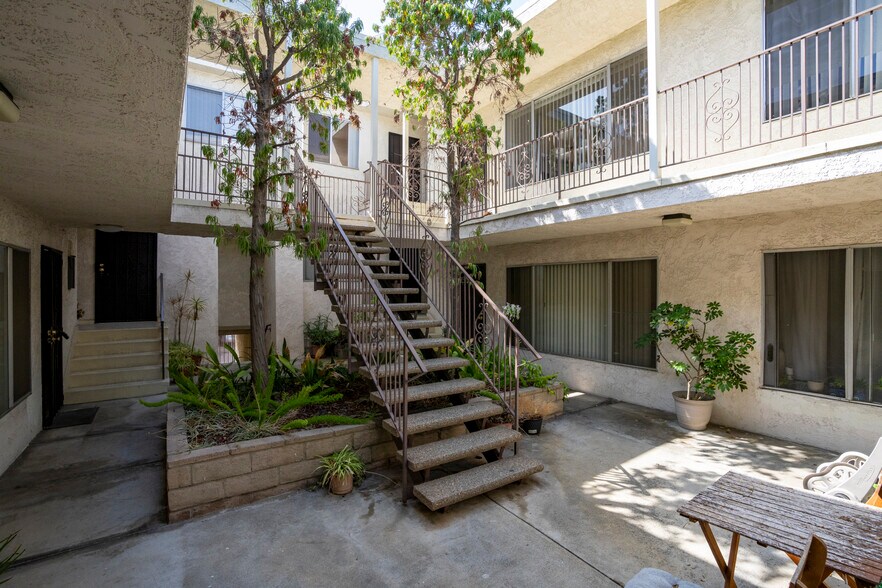 More Photos Of 12756 Venice Blvd, Los Angeles Apartments For Sale