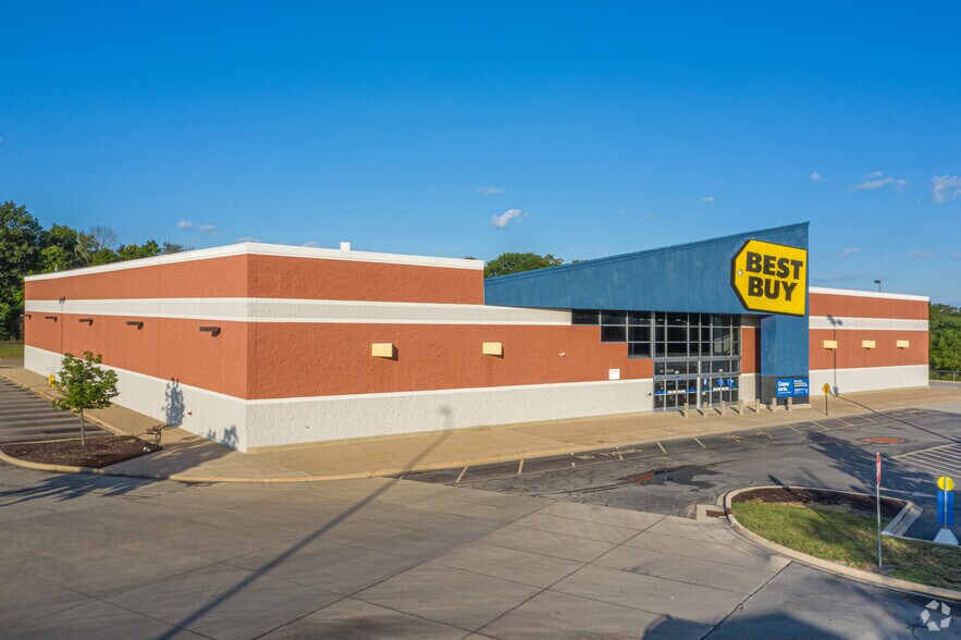 More Photos Of 5001 N Big Hollow Rd, Peoria Unknown For Lease