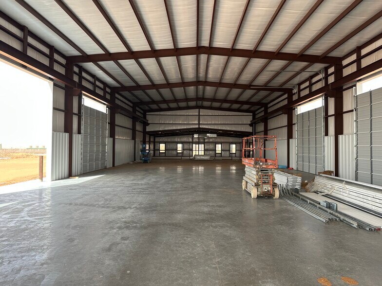 More Photos Of 2408 E County Road 130, Midland Warehouse For Sale