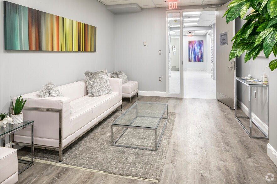 More Photos Of 13000 Harbor Center Dr, Woodbridge Office For Lease