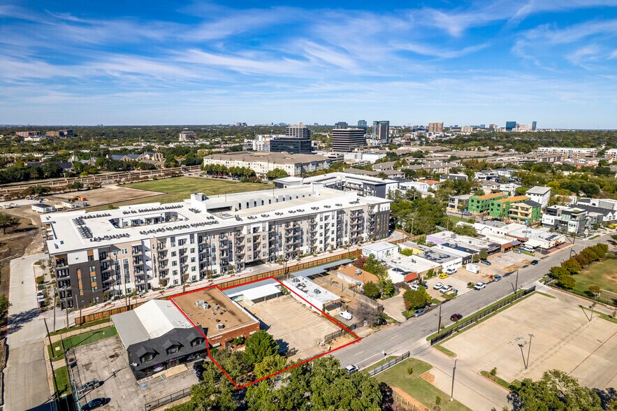 More Photos Of 4311 Belmont Ave, Dallas Storefront Retail Residential For Lease