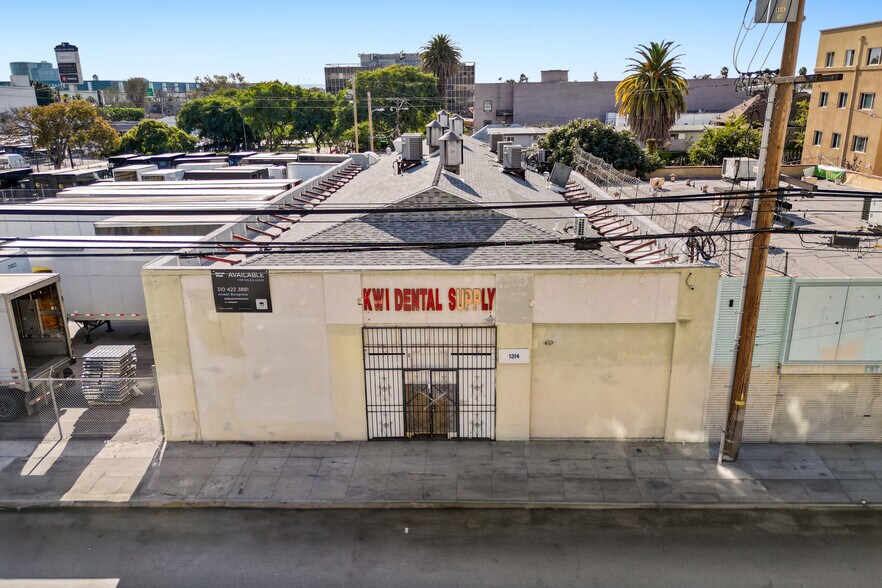 Primary Photo Of 1314 James M Wood Blvd, Los Angeles Warehouse For Lease