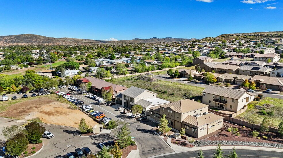 More Photos Of 3207 Lakeside Vlg, Prescott Office For Sale