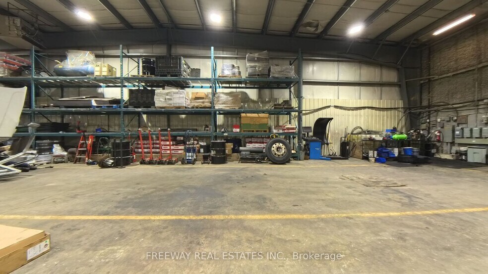 More Photos Of 35 Sharp Rd, Brantford Warehouse For Sale