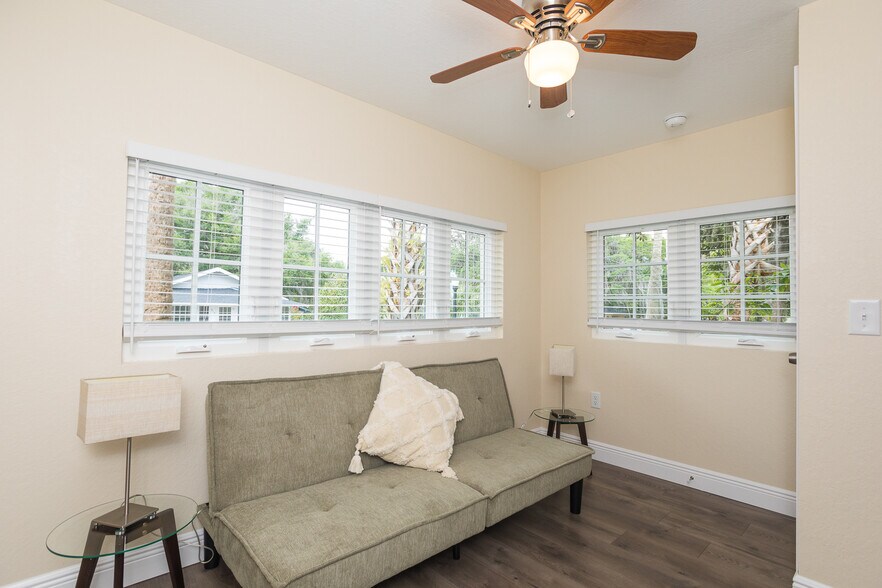 More Photos Of 915 E Palmetto St, Lakeland Apartments For Sale