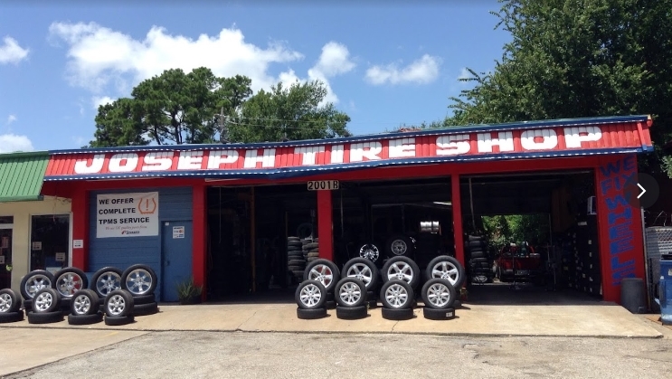 Primary Photo Of 2001 Gessner Rd, Houston General Retail For Sale