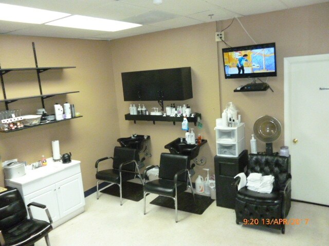 More Photos Of 9516 W Peoria Ave, Peoria Storefront For Lease