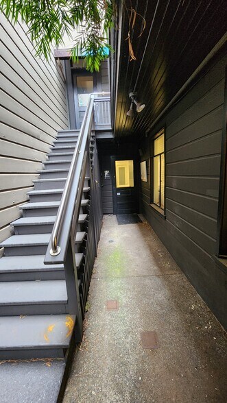 More Photos Of 2134 Van Ness Ave, San Francisco Office For Sale