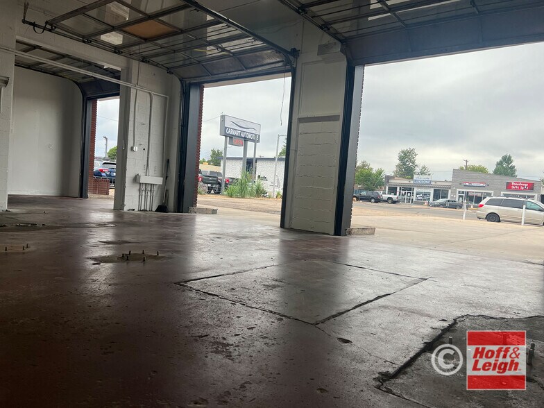 More Photos Of 4000 S Broadway, Englewood Auto Repair For Lease