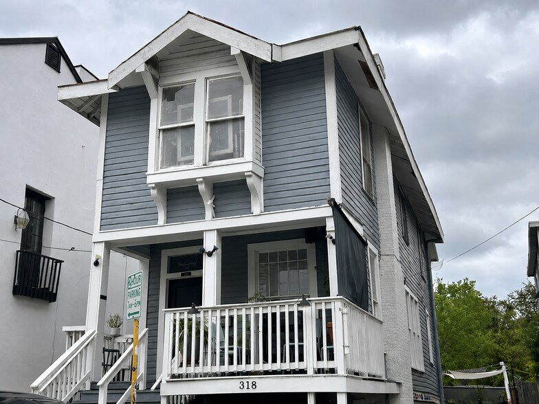 Primary Photo Of 318 Martinez St, San Antonio Storefront Retail Office For Lease