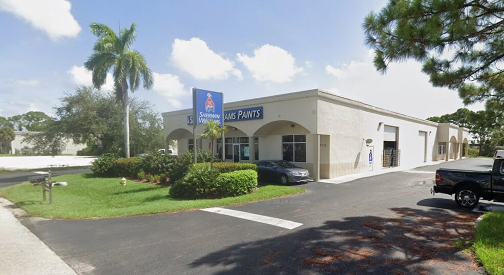 Primary Photo Of 17131 Alico Center Rd, Fort Myers General Retail For Sale