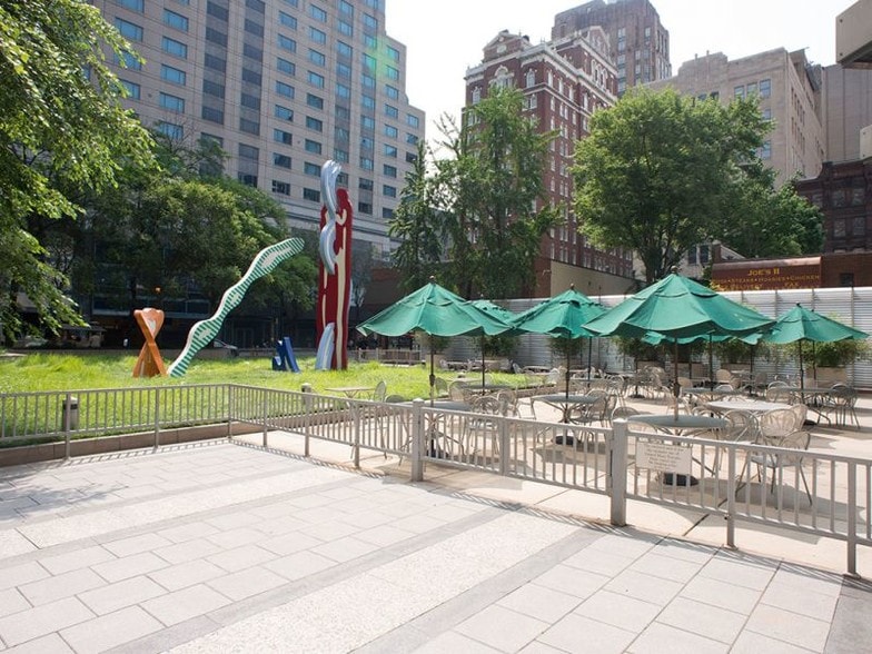 More Photos Of 30 S 17th St, Philadelphia Office For Lease