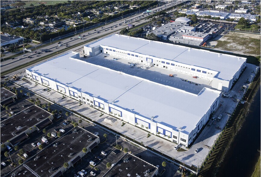 More Photos Of 6505 NW 167th St, Hialeah Unknown For Lease