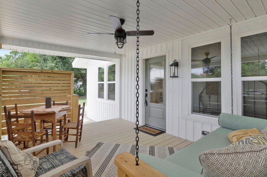 More Photos Of 6682 Ravine St, Milton Office Residential For Sale