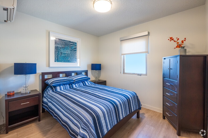 More Photos Of 1 Central Ave NW, Albuquerque Apartments For Sale