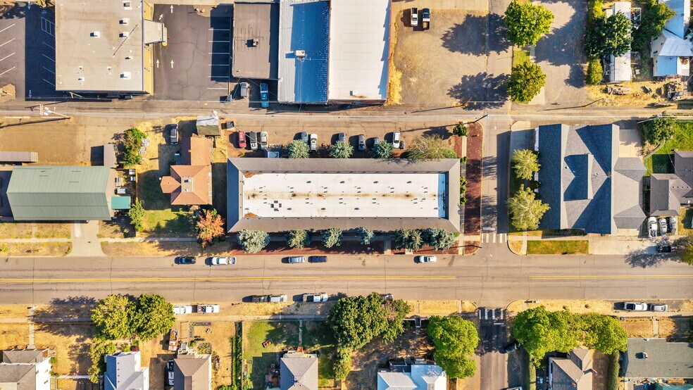 More Photos Of 226 W Broadway St, Goldendale Apartments For Sale