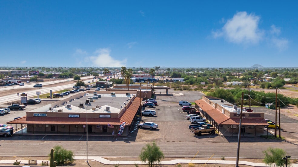 More Photos Of 1000 W Apache Trl, Apache Junction Freestanding For Sale