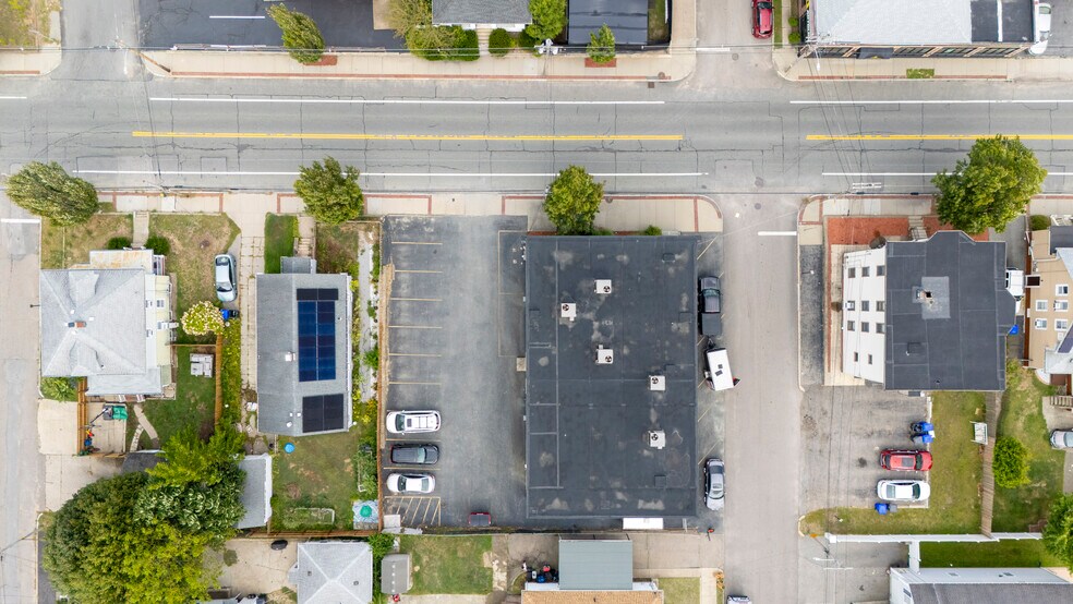 More Photos Of 984 Charles St, North Providence Office For Sale