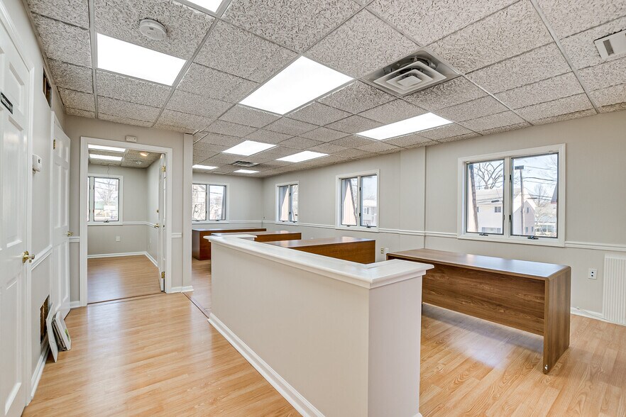 More Photos Of 894 Green St, Iselin Office For Sale