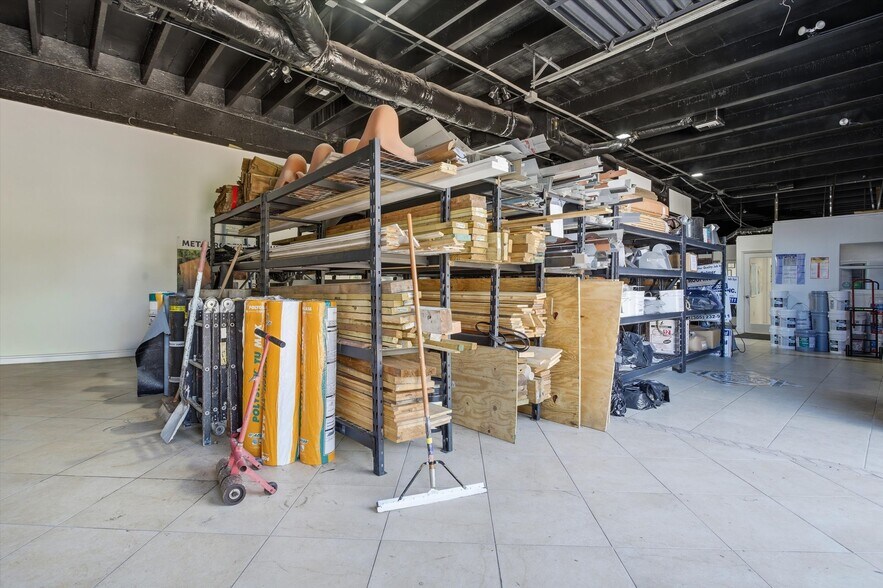 More Photos Of 22790 S Dixie Hwy, Miami Showroom For Lease