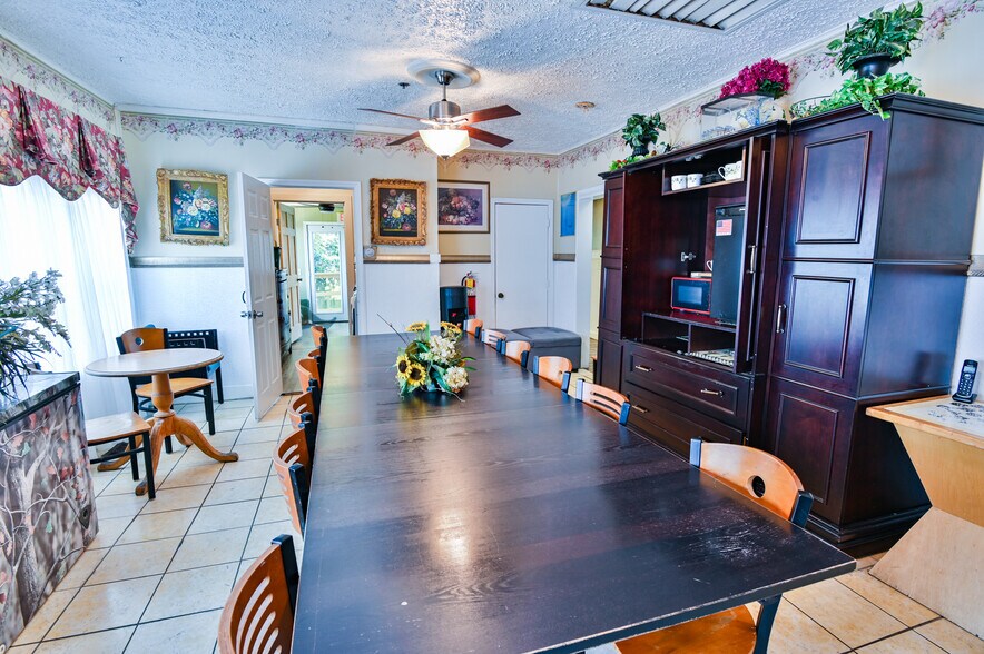 More Photos Of 799 Moreland Ave SE, Atlanta Healthcare For Sale