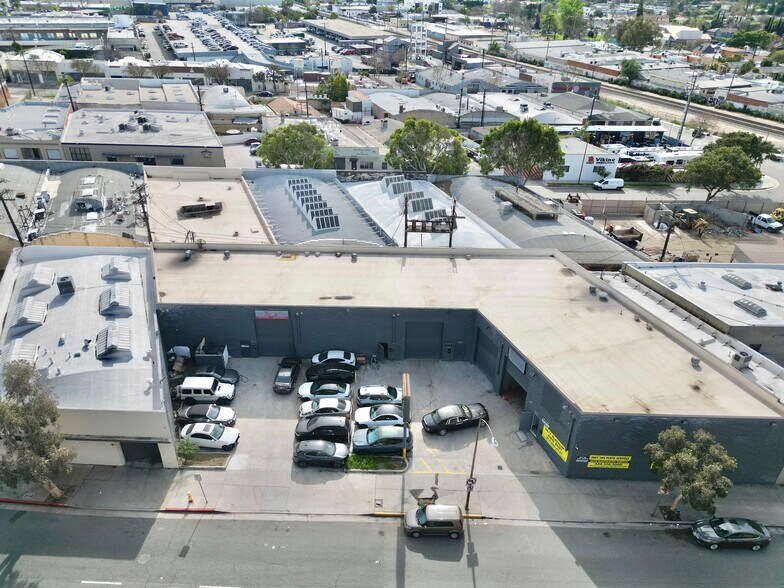 More Photos Of 4655 San Fernando Rd, Glendale Service For Sale