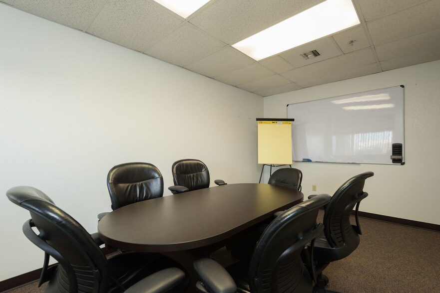 More Photos Of 1992 Saint St, Richland Flex For Sale