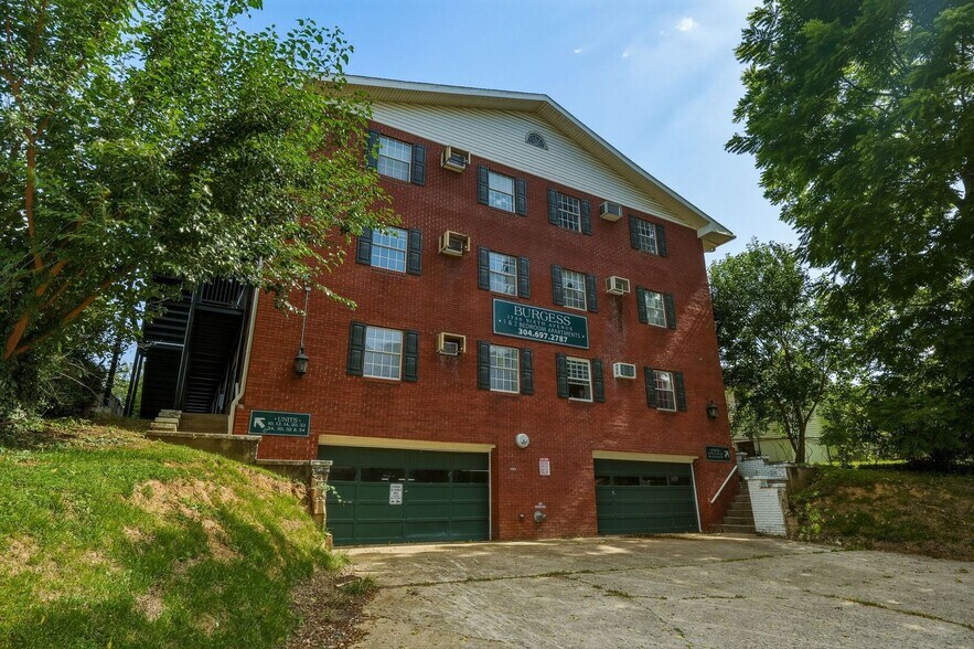 More Photos Of 1737 6th Ave, Huntington Apartments For Sale