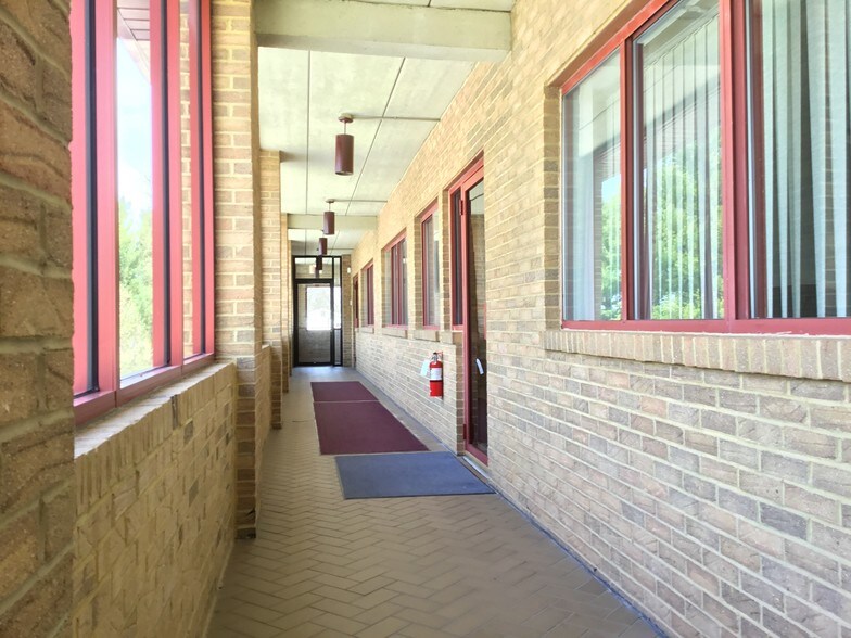 More Photos Of 4500 Black Rock Rd, Hampstead Office For Lease