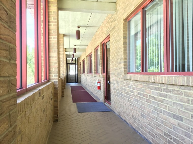 More Photos Of 4500 Black Rock Rd, Hampstead Office For Sale