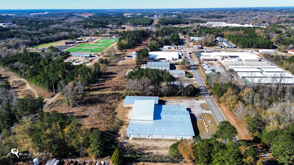 More Photos Of 210 E Lukken Industrial Dr, Lagrange Warehouse For Lease